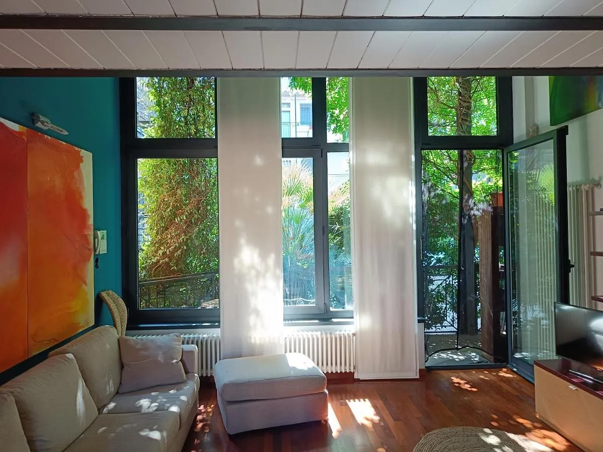ミラノLoft Certosa District Con Parcheggio Privatoアパートメント 0*, ミラノ イタリア